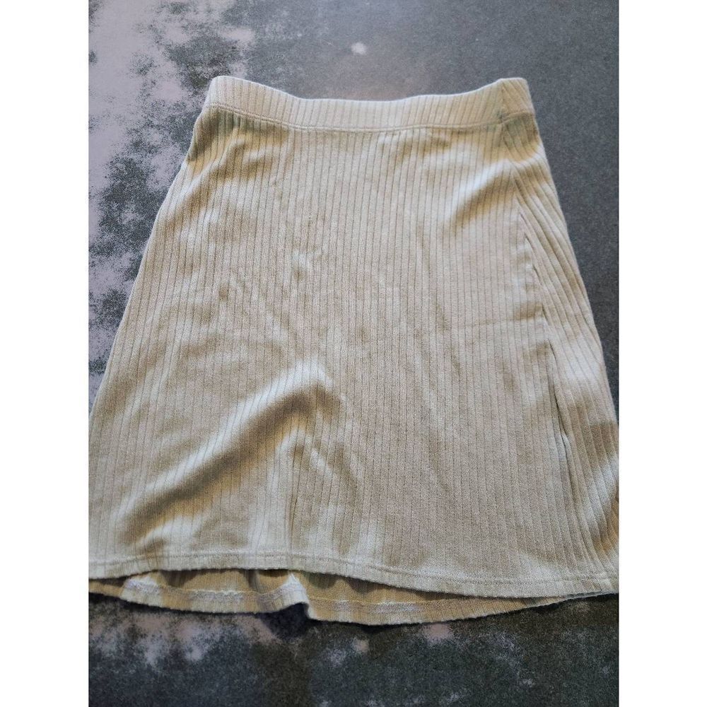 Reformation Julianna green Skirt sz Xs